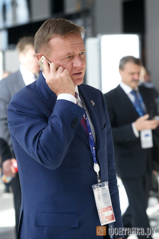 Руководитель Росавтодора Роман Старовойт